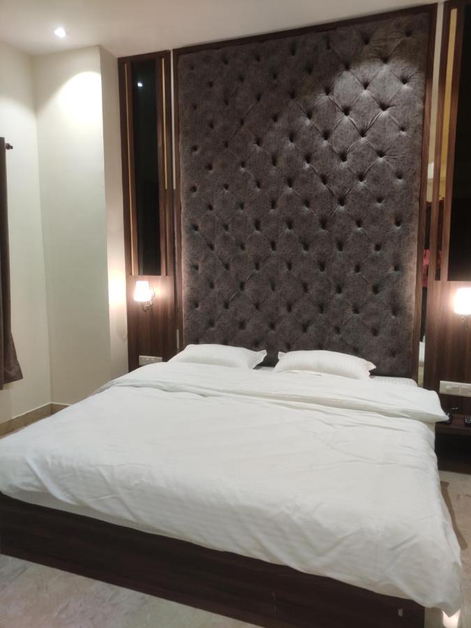 Antares By Rajlaxmi Lucknow Exterior photo