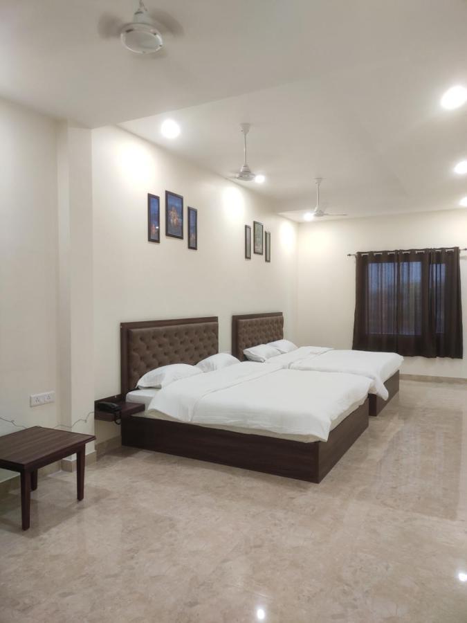 Antares By Rajlaxmi Lucknow Exterior photo